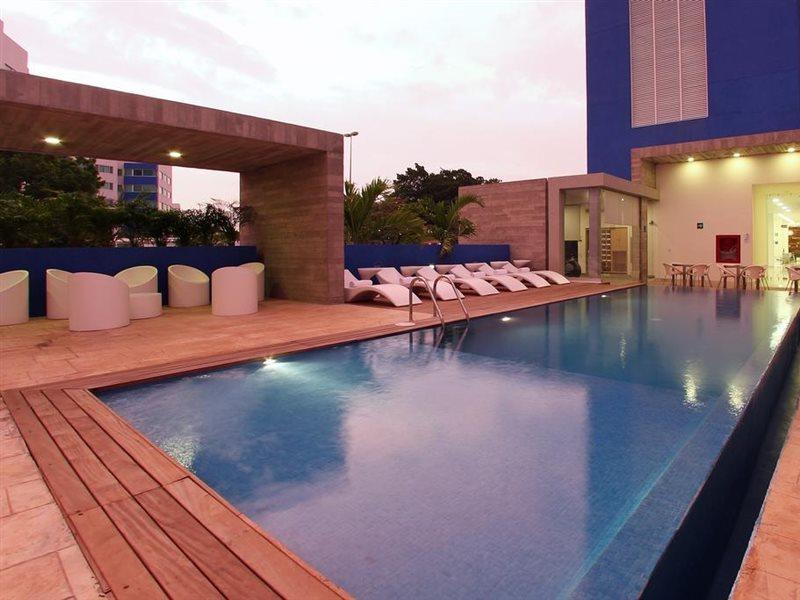 One Villahermosa 2000 Экстерьер фото